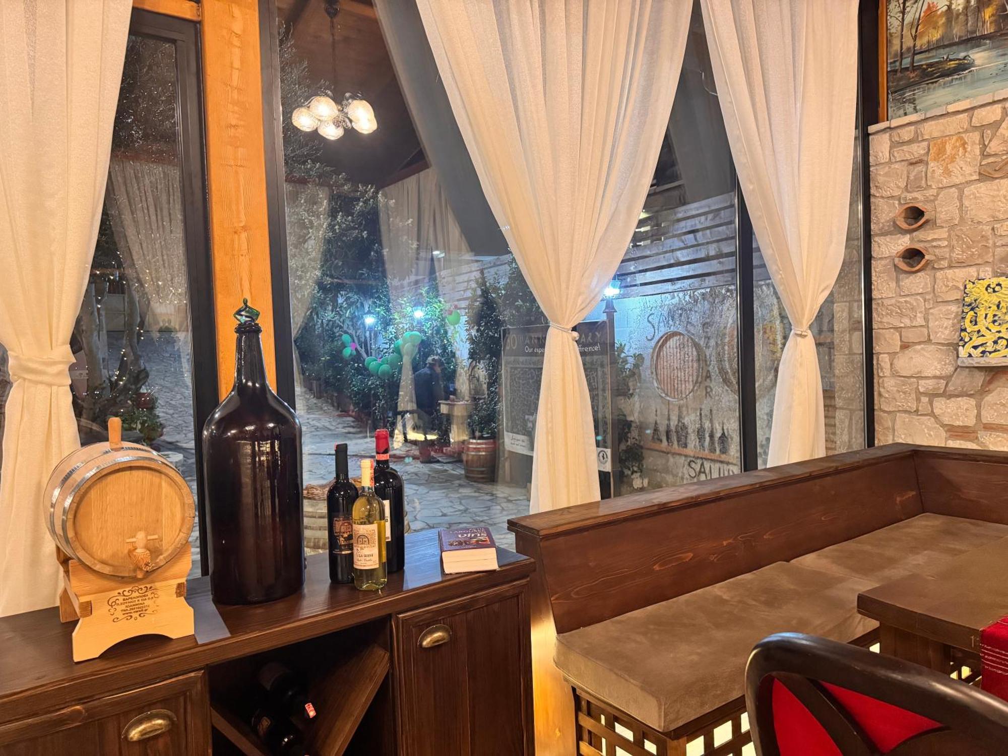 Vila Shehi Guesthouse And Winery Mucaj ภายนอก รูปภาพ